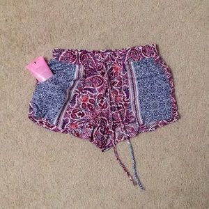 Bohemian shorts